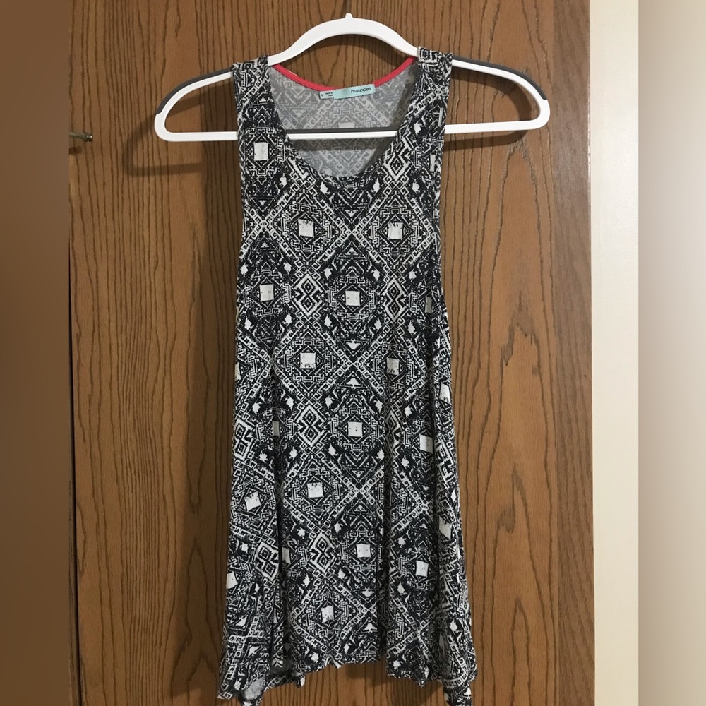 Maurice’s size Large tank top